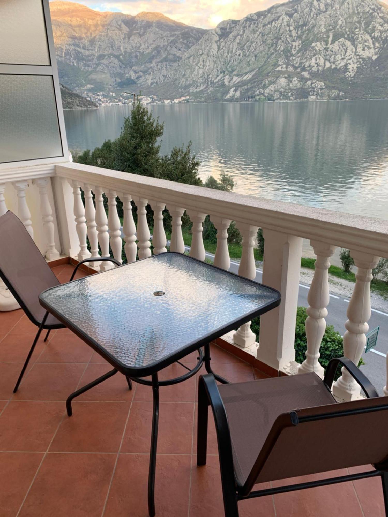 Apartments Villa Radonic Дони-Моринь Экстерьер фото